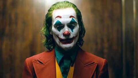 Read more about the article Joaquin Phoenix Met With Christopher Nolan Over The Dark Knight’s Joker Role