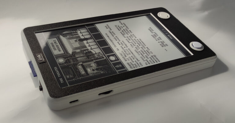 Read more about the article You Will Love This Console with Ebook-Like Ink Display Created by Solo Developer